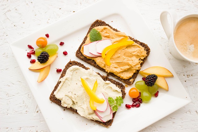 Deliciously Healthy: Discover How to Enjoy Nutritious Foods That Enrich Your Life and Palate 1 1804457