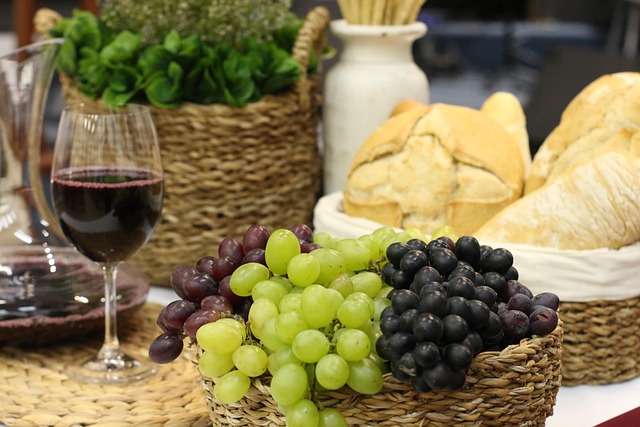 Savoring the Experience: Enjoying Great Food While Making Health-Conscious Choices When Dining Out 5 7428441 1